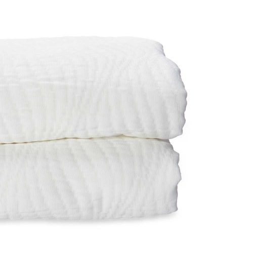 Colcha cama de poliéster y algodón, diseños varios, 240 x 260 cm, detalle - Alcover