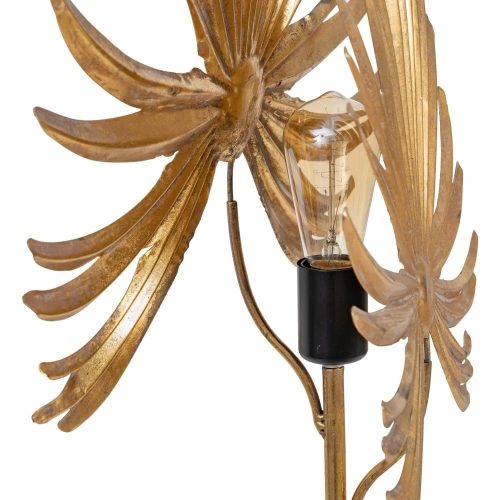 Vista interior. Lámpara de pie metálica, diseño hojas largas doradas, base dorada, 1 bombilla - Almoines